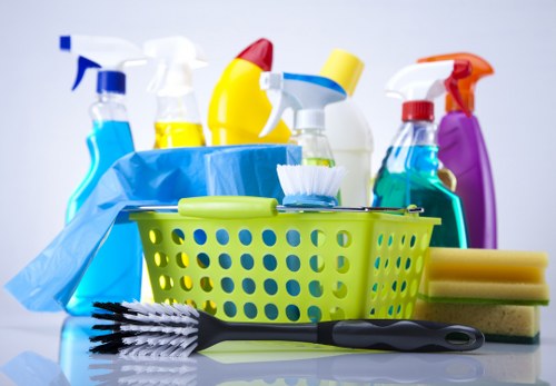 Finchley cleaning services for deep cleaning and detailed property care